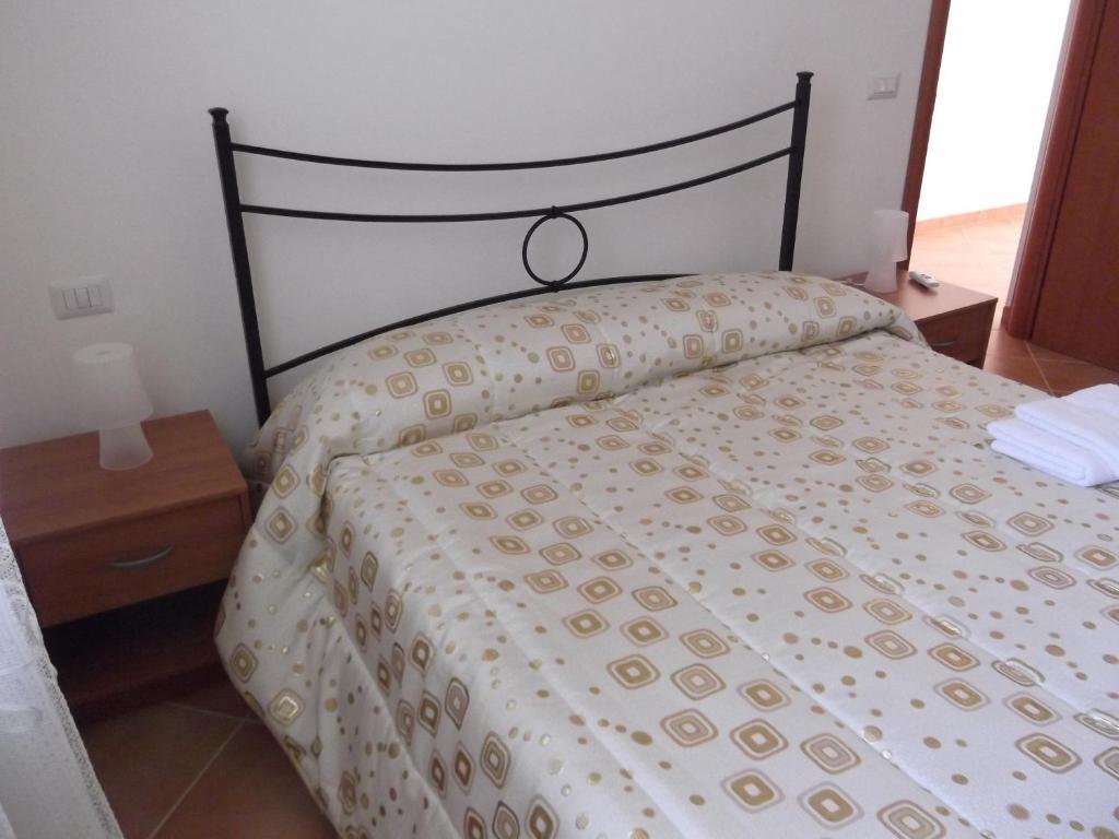 مارتينا فرانكا Red Rose B&B الغرفة الصورة